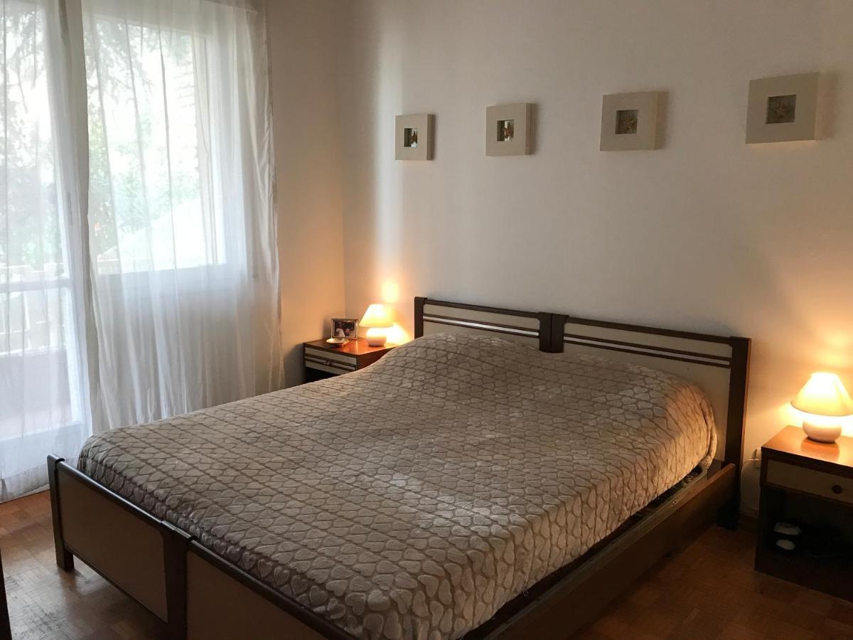 Apartamento Trilocale Corso Inglesi Vicino Alle Spiagge.